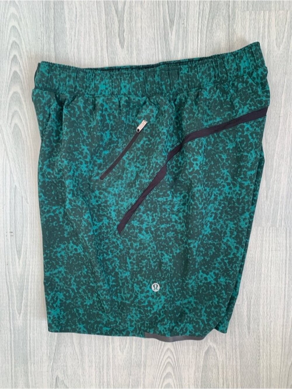 Lululemon Athletic Shorts - Picture 5 of 6